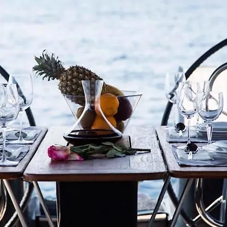 Bådhotel Boat Aiolis